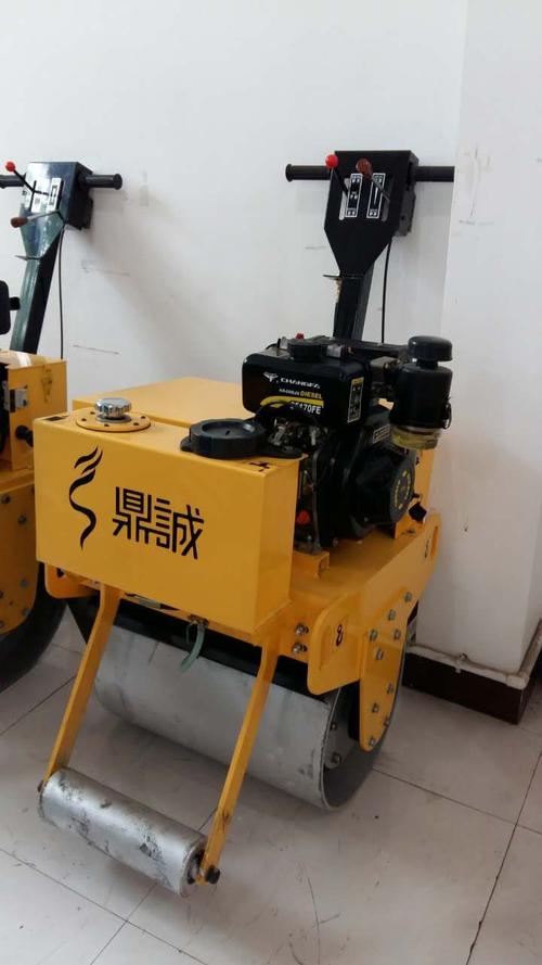 产品频道 工程机械 路面机械 压路机 黑龙江双鸭山dc-18c土石方压实机
